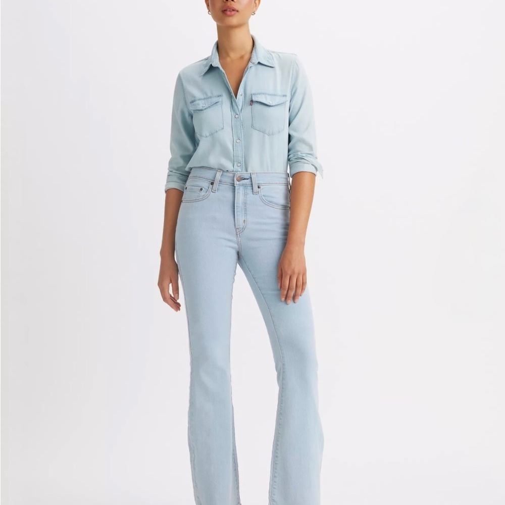 Levi's 726 Flare Light Blue Jeans; 32/30